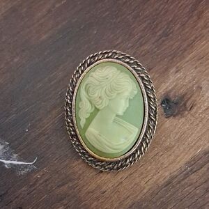 Peri Green Brooch/ Pendant